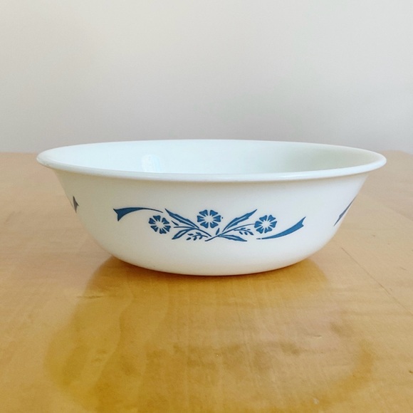 Vintage 1990’s Corelle Cornflower Blue Coupe Cereal Bowl 6” - Picture 1 of 11